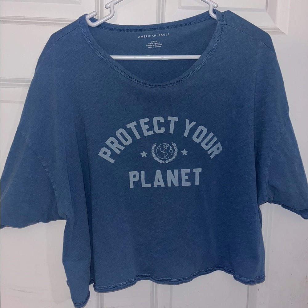 American eagle t shirt